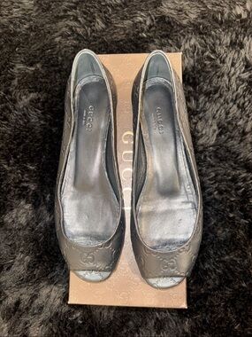 Gucci Embossed Leather Peep-Toe Flats